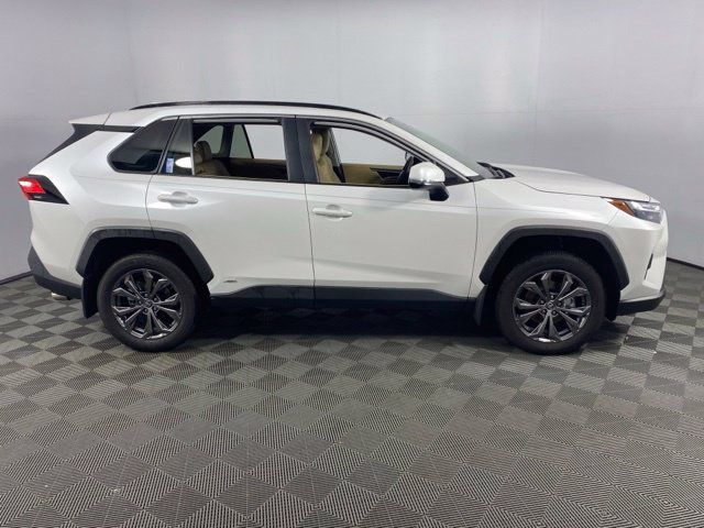 Used 2025 Toyota RAV4 XLE Premium w/ Weather Package AWD/4WD image 11