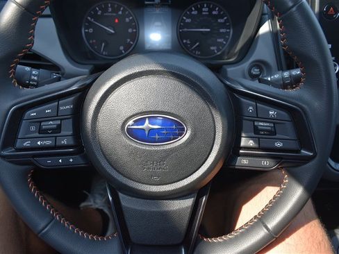 Used 2024 Subaru Crosstrek 2.5i Limited w/ Crosstrek Mirror Package AWD/4WD image 13