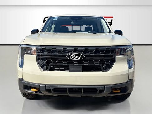 Used 2025 Ford Maverick Tremor AWD/4WD image 2