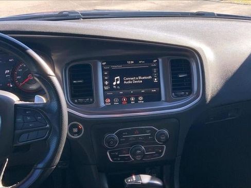 Used 2021 Dodge Charger SXT w/ Blacktop Package image 5
