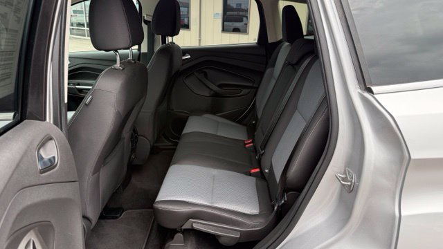 Used 2017 Ford Escape SE AWD/4WD image 18