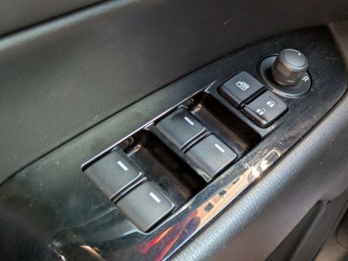 Used 2018 MAZDA CX-5 Touring image 21