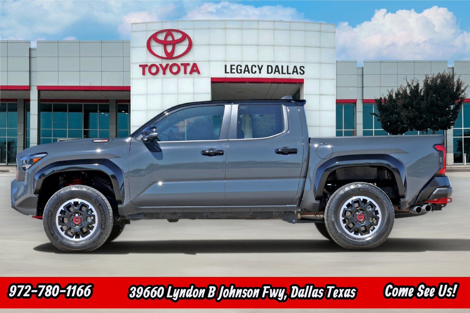 Used 2025 Toyota Tacoma TRD Pro w/ Tow Tech Package AWD/4WD image 7