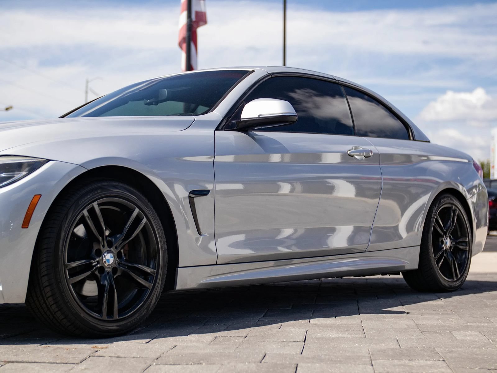 Used 2018 BMW 430i Convertible RWD image 8