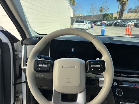 Used 2025 Hyundai Santa Fe SEL image 37