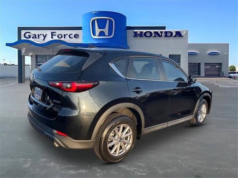Used 2023 MAZDA CX-5 AWD 2.5 S image 2