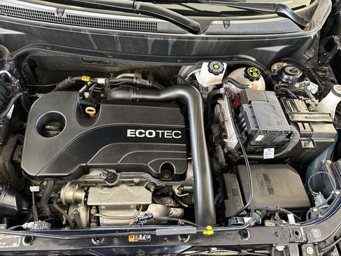 Certified 2020 Chevrolet Equinox LT FWD image 14