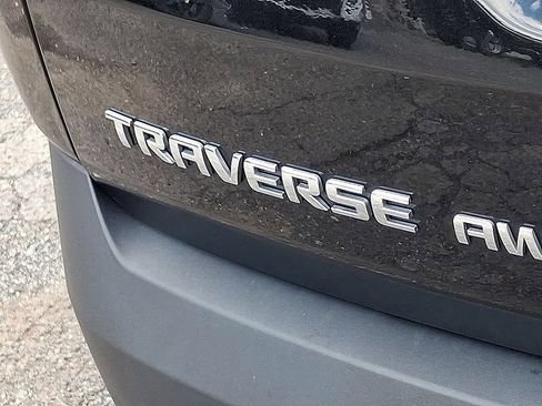 Certified 2023 Chevrolet Traverse LT w/ LT Premium Package AWD/4WD image 30