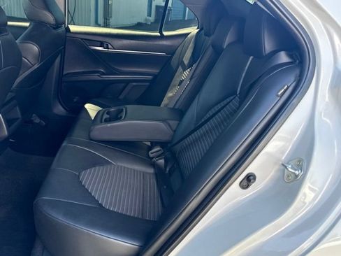 Used 2023 Toyota Camry SE FWD image 10