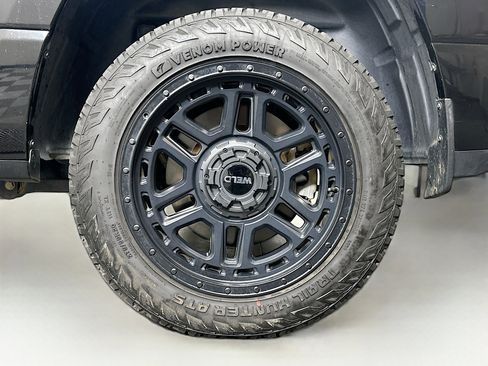 Used 2019 RAM 1500 Big Horn AWD/4WD image 11