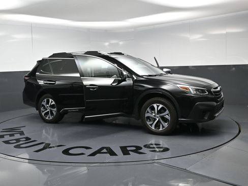 Used 2020 Subaru Outback Touring XT AWD/4WD image 15