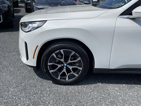Certified 2025 BMW X3 xDrive30i w/ Premium Package AWD/4WD image 4
