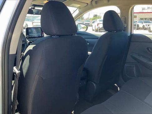 Used 2025 Nissan Sentra SV image 12