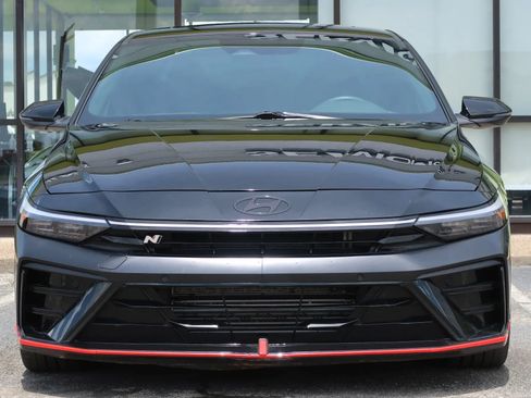 Used 2025 Hyundai Elantra N FWD image 2