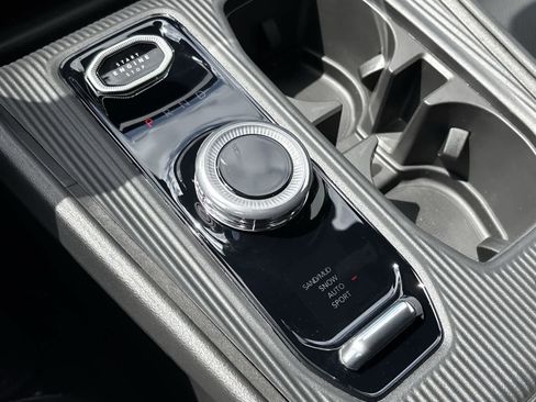 New 2026 Jeep Cherokee Overland AWD/4WD image 24