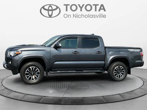 Used 2023 Toyota Tacoma TRD Sport w/ Black Out Package (TMS) AWD/4WD image 2