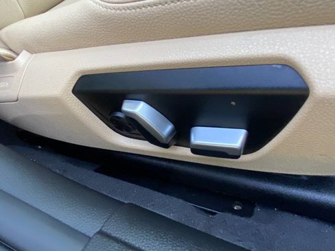 Used 2018 BMW 330i xDrive Sedan AWD/4WD image 50