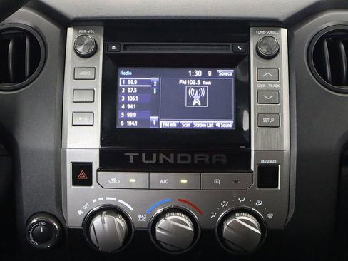 Used 2017 Toyota Tundra SR AWD/4WD image 23