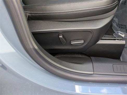 New 2025 Ford Escape SE w/ PHEV Premium Package image 41