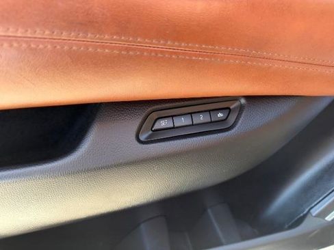 Used 2015 Cadillac Escalade ESV Premium image 14