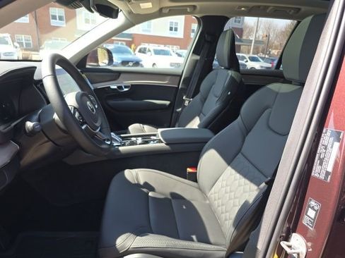 New 2026 Volvo XC90 B5 Plus w/ Protection Package Premier AWD/4WD image 25