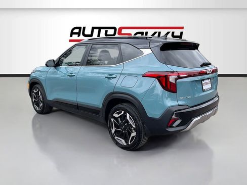 Used 2025 Kia Seltos SX AWD/4WD image 5