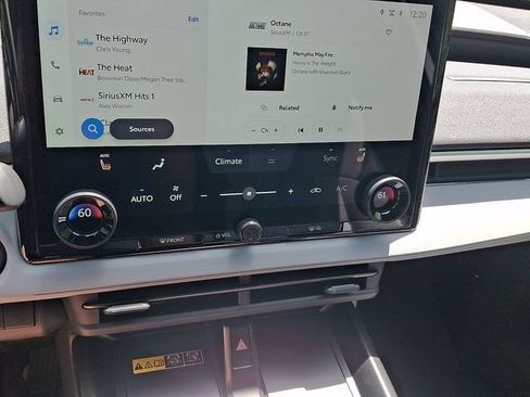 New 2026 Subaru Solterra AWD/4WD image 11