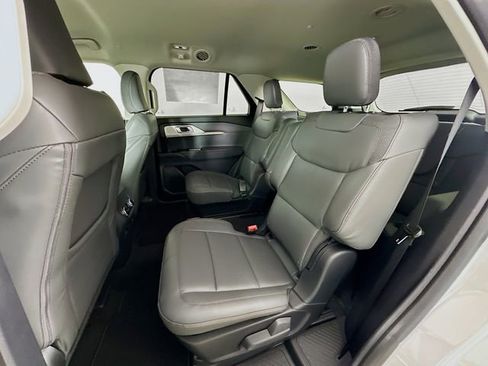 New 2026 Ford Explorer Active w/ Active Comfort Package image 24