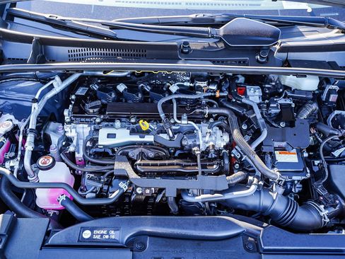 Certified 2024 Toyota Prius XLE image 29