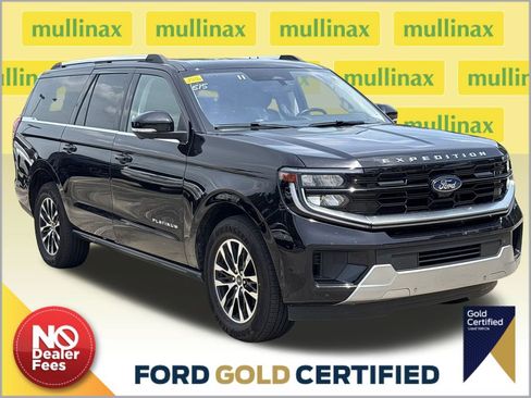 Used 2025 Ford Expedition Max Platinum AWD/4WD image 1