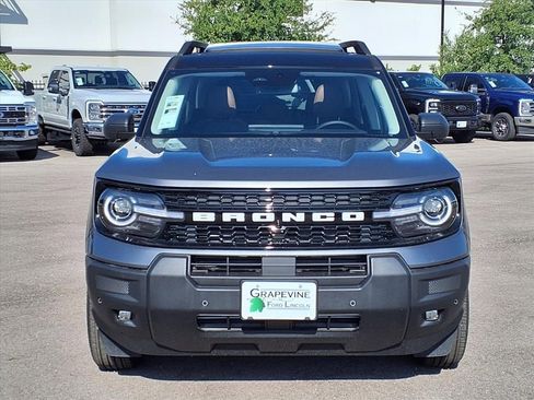 New 2025 Ford Bronco Sport Outer Banks w/ Outer Banks Tech Package+ image 2