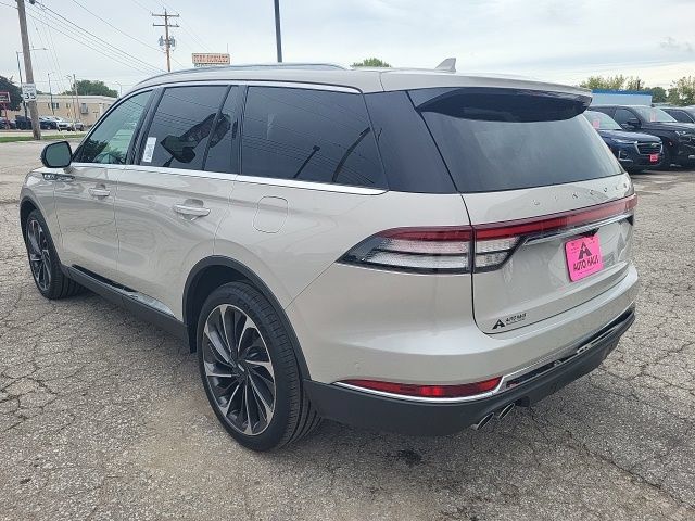 Used 2020 Lincoln Aviator Reserve w/ Equipment Group 202A AWD/4WD image 9