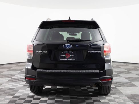 Used 2018 Subaru Forester 2.5i Limited AWD/4WD image 6