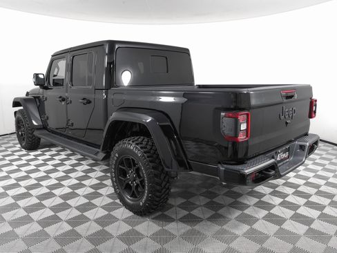 Used 2023 Jeep Gladiator Overland image 8