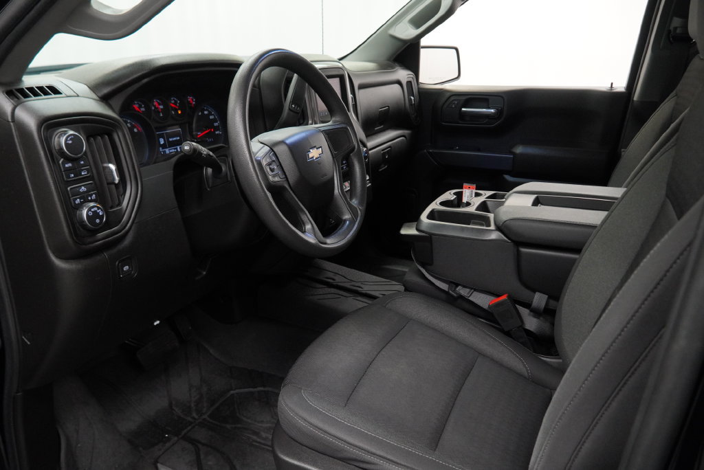 Used 2023 Chevrolet Silverado 1500 Custom w/ LPO, Dark Essentials Package AWD/4WD image 19
