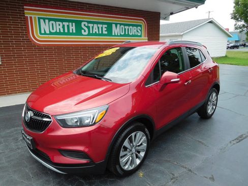 Used 2019 Buick Encore Preferred FWD image 1