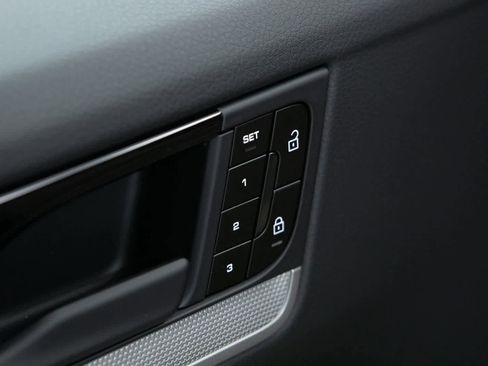 New 2026 Porsche Cayenne E-Hybrid image 19