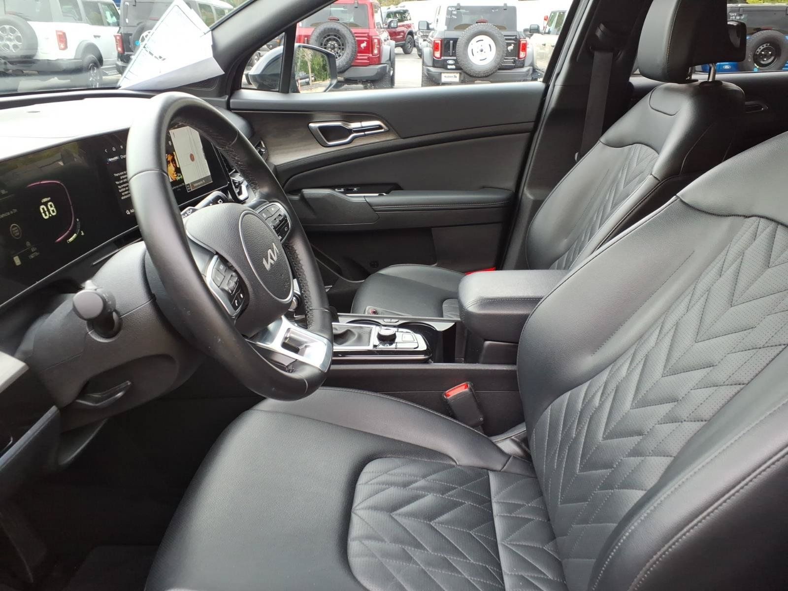 Used 2023 Kia Sportage X-Line w/ X-Line Premium Package AWD/4WD image 17