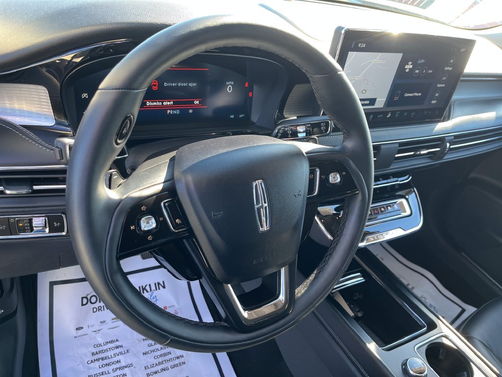 Used 2024 Lincoln Corsair AWD w/ Equipment Group 101A image 14