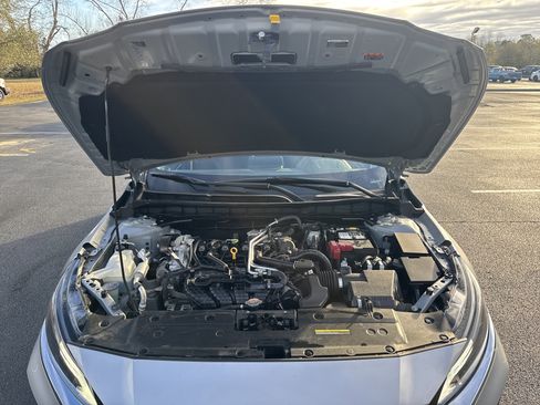 Used 2024 Nissan Altima 2.5 SV image 36