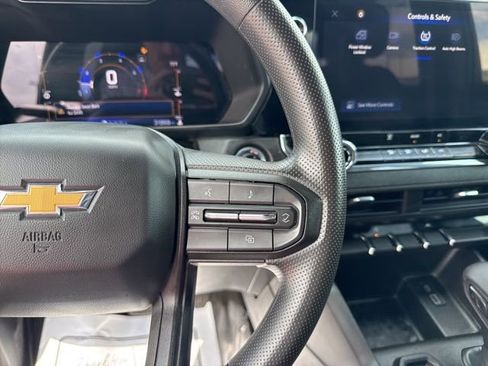 Used 2023 Chevrolet Colorado W/T RWD image 19
