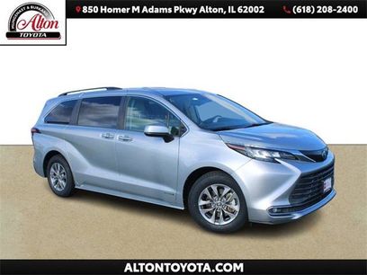 Certified 2021 Toyota Sienna XLE