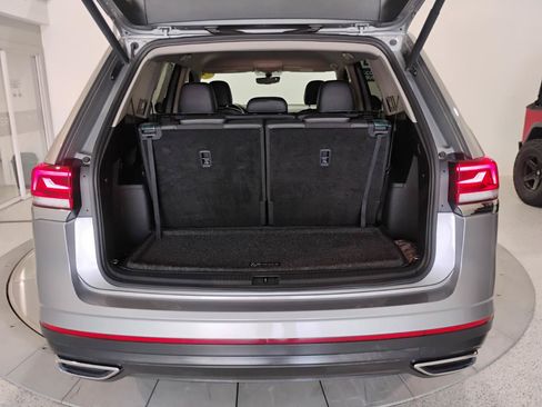 Used 2021 Volkswagen Atlas SE FWD image 8