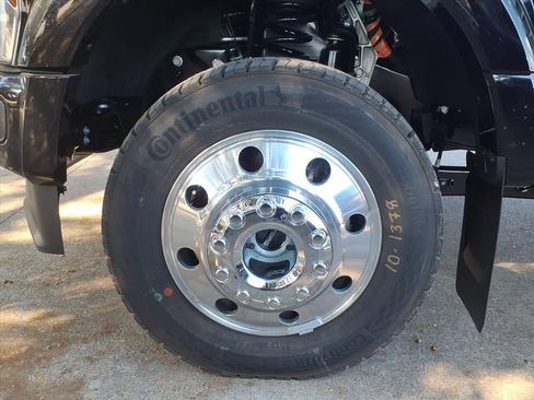 New 2026 Ford F450 Platinum w/ FX4 Off-Road Package image 23