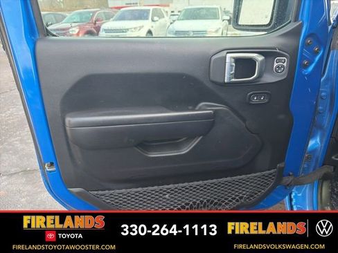 Used 2021 Jeep Wrangler Unlimited Sport image 22