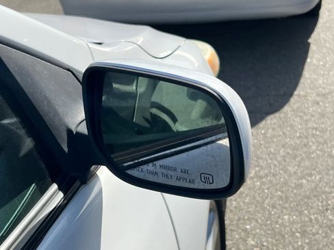 Used 2013 Toyota Corolla LE w/ Premium Pkg FWD image 16