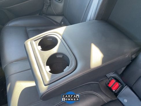 Used 2021 Subaru Outback Limited image 36