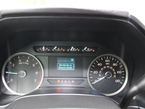 Used 2018 Ford F150 XLT AWD/4WD image 26