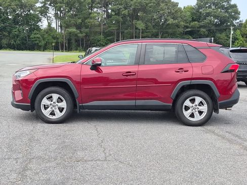 Used 2021 Toyota RAV4 XLE AWD/4WD image 7