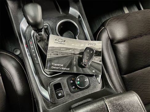 Used 2023 Chevrolet Traverse High Country w/ LPO, Floor Liner Package image 38
